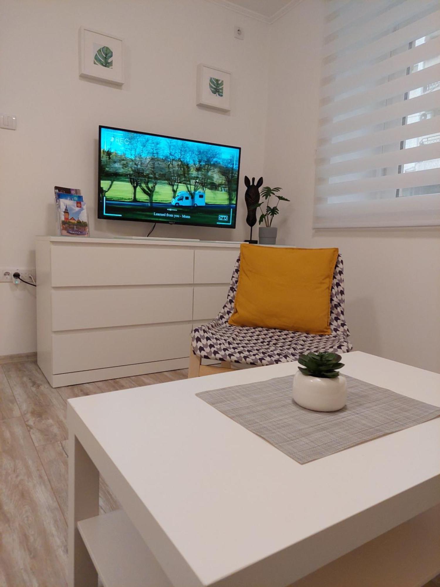 Street Apartment Subotica Dış mekan fotoğraf